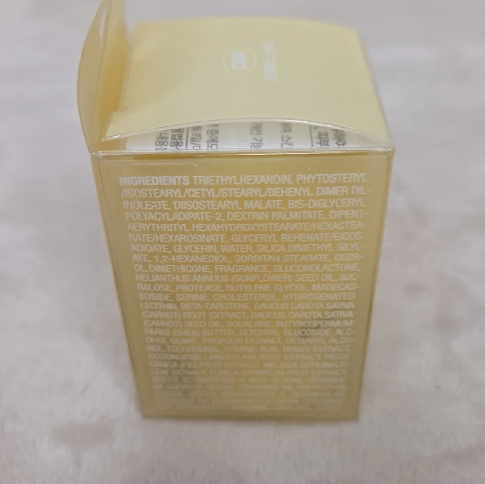 CNP Laboratory Propolis Lipcerin Hydrating Lip Balm